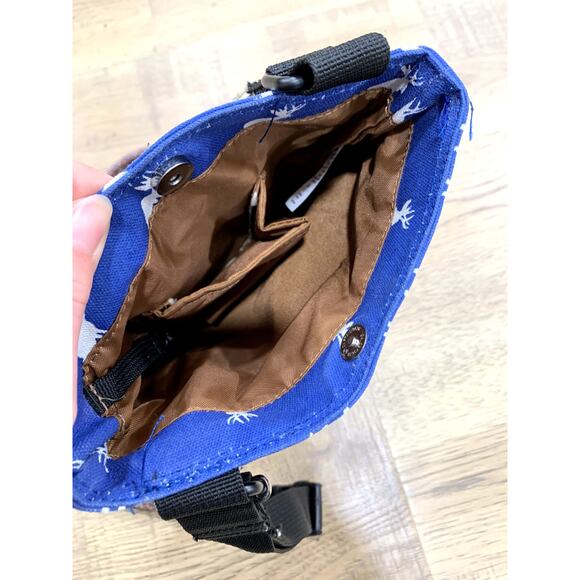 KAVU Crossbody Bag Blue Moose Print - Picture 6 of 7